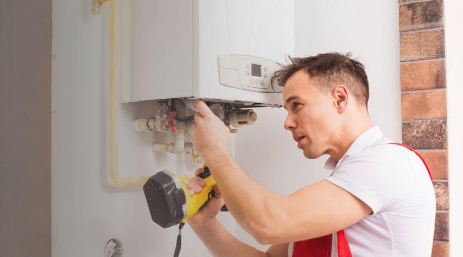 Expert burst pipe repair services in Heidrick, KY